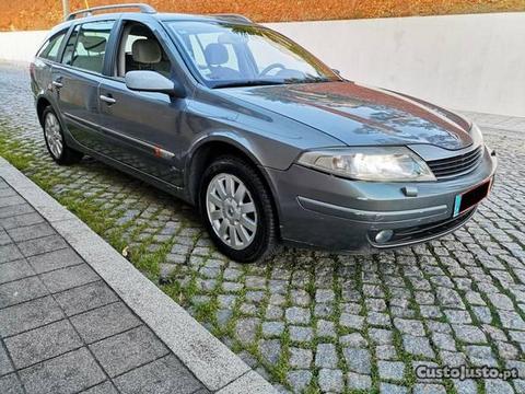 Renault Laguna 1.6 16V INITIALE - 03