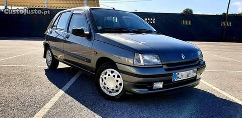 Renault Clio 1.2 RT D.A 84.000kms - 94