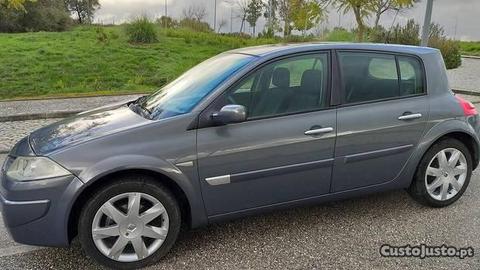 Renault Mégane 1.5 DCI Dynamique AC - 06