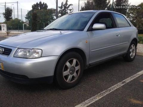 Audi A3 1.6 - 1 Proprietário - 99