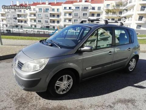 Renault Scénic 1.5 Dci - 03