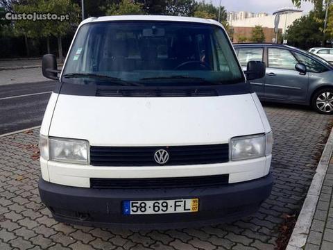 VW Transporter 7 lugares - 95