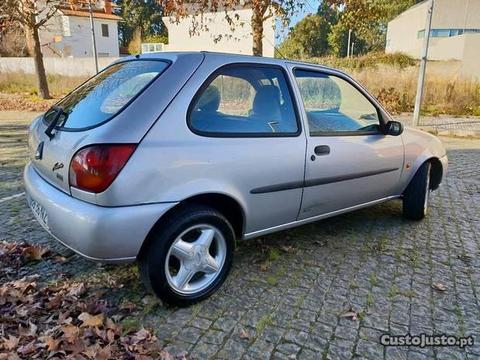 Ford Fiesta 1.8D Boss c/da - 99