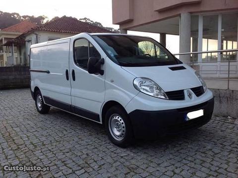Renault Trafic 2.0 dCI - 12