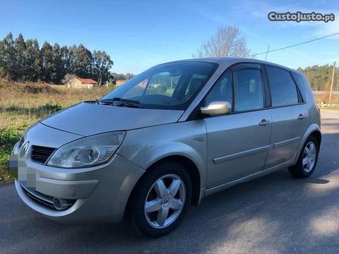 Renault Scénic 1.5 DCi - 06