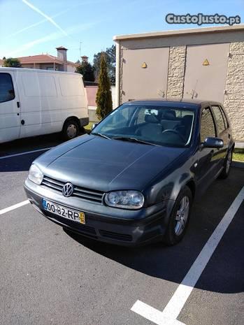 VW Golf 1.4i - 01