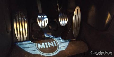 luz led com o logo da mini para o interior