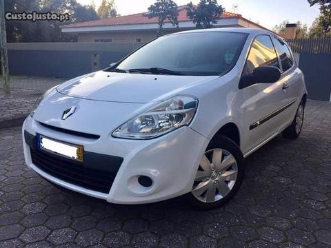 Renault Clio - 11