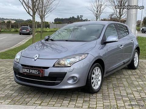 Renault Mégane 1.5 DCI DYNAMIQUE S - 10