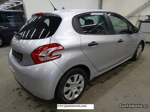 Peugeot 208 1.4 hdi active - 16