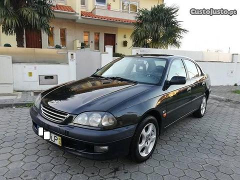 Toyota Avensis 2.0 TD - 98