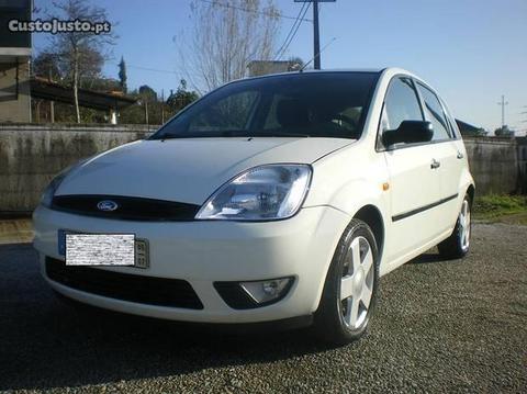 Ford Fiesta 1.4 TDCI - GHIA - 05