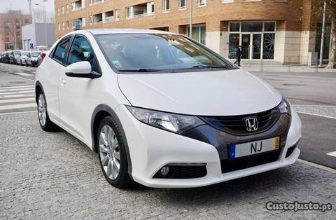 Honda Civic 2.2i-CDTi 150cv Nac - 12