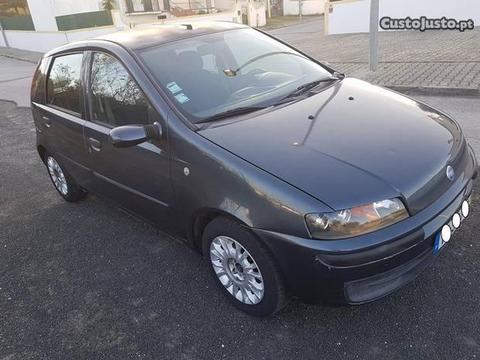 Fiat Punto 1.2 com A/C - 00