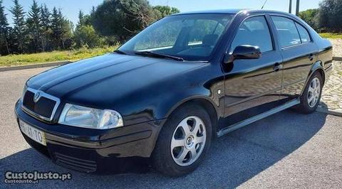 Skoda Octavia 1.6i,16v, 5-portas - 02