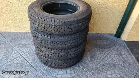 Conjunto pneus 155R12C