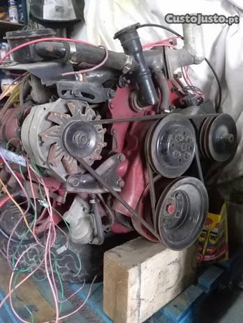 Motor V8 diesel