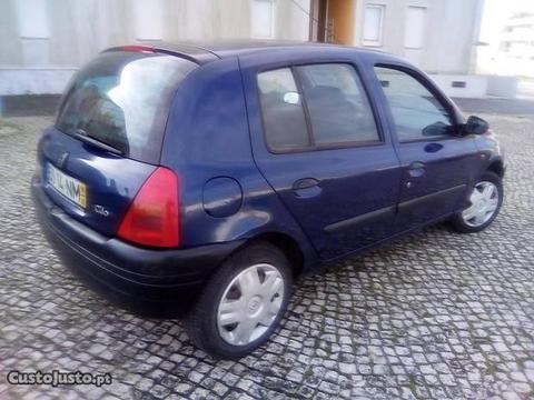 Renault Clio II 1.2/D.A./Estimado - 99