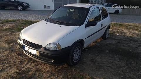 Opel Corsa 1.5 Td Sport - 98