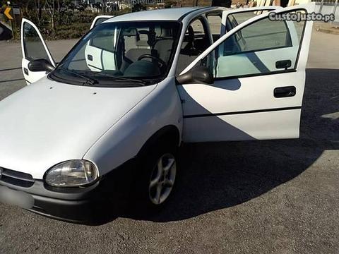 Opel Corsa B1.7 - 96