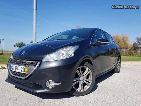 Peugeot 208 1.6 allure - 12