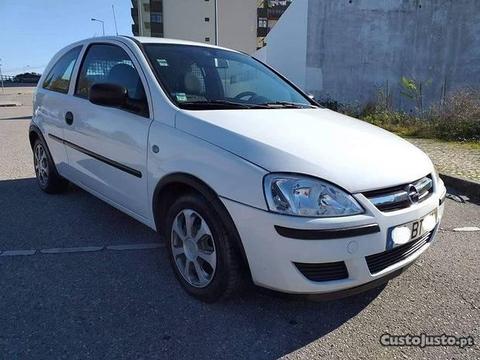 Opel Corsa 1.3cdti A.C C/NOVO - 06