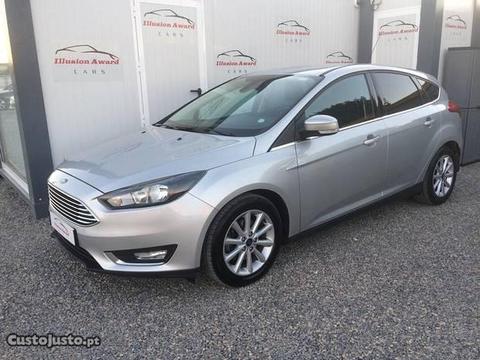 Ford Focus 1.0 Ecoboost GPS - 16