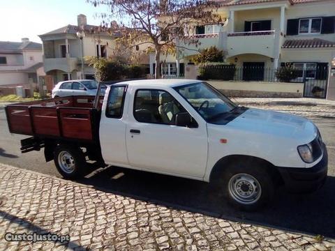 Nissan Pick Up 2.5 D/A - 01