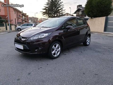 Ford Fiesta 1.4Tdci AC Jantes Nacional - 10