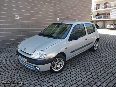 Renault Clio 1.5Dci Mto Economico - 01