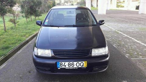 VW Polo 1.0 - 99