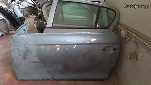 Porta esquerda VW EOS