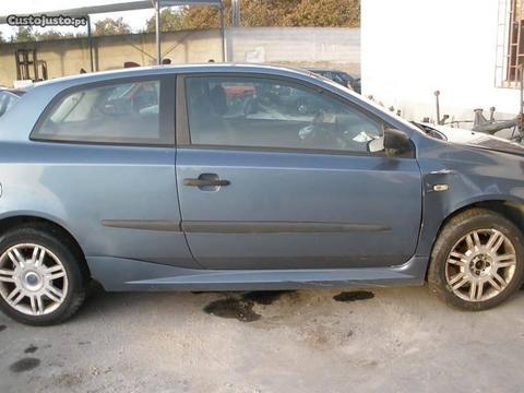 Peças Fiat Stilo 1.2 16VL ano 2003