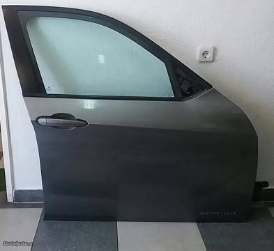 Porta Frente Dta BMW X1 E84