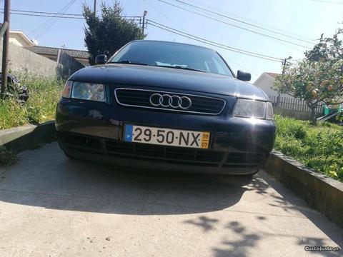 Audi A3 1.6 - 99