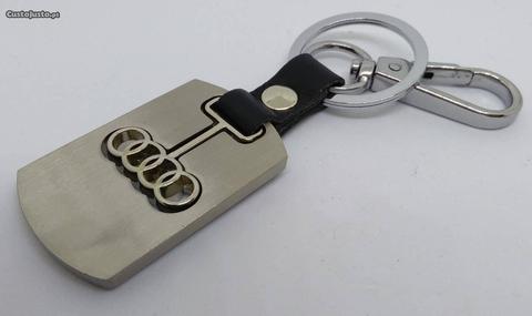 Porta chaves Audi metalico e pele