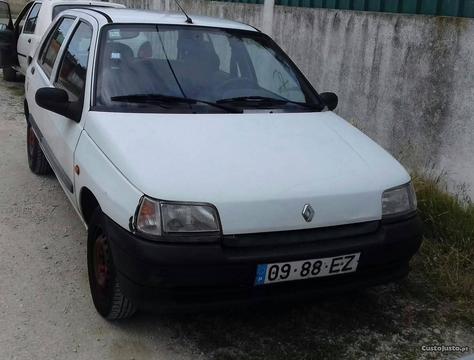 Renault Clio 1.2 - 95