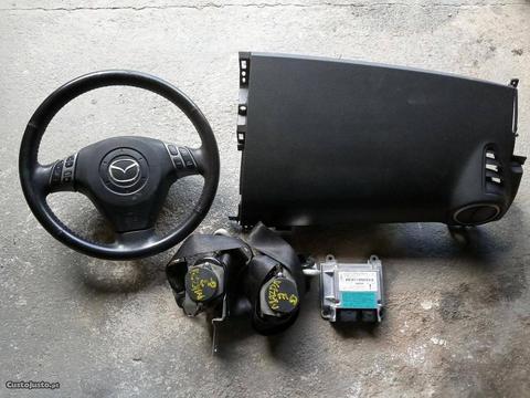 Mazda 3 airbags